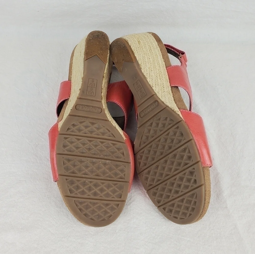 AEROSOLES sandals size